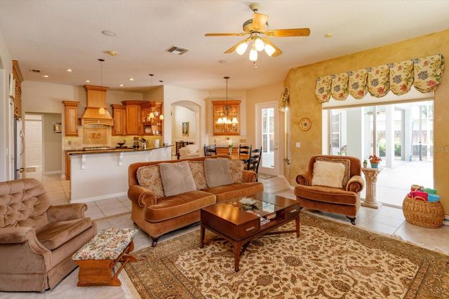 2898 OAK BLUFF WAY, Oviedo, FL 32765
