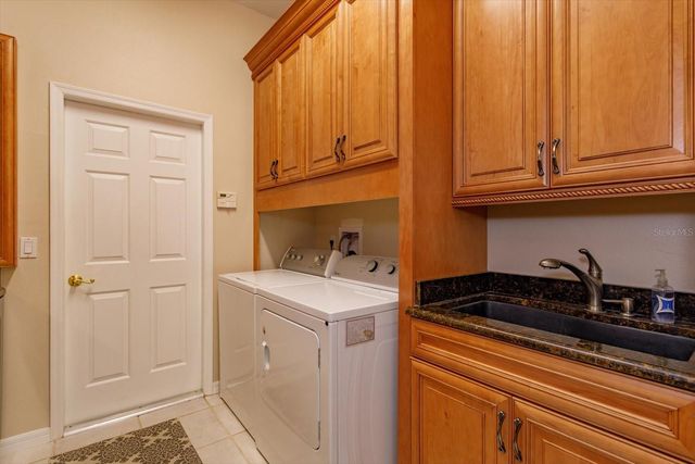 2898 OAK BLUFF WAY, Oviedo, FL 32765