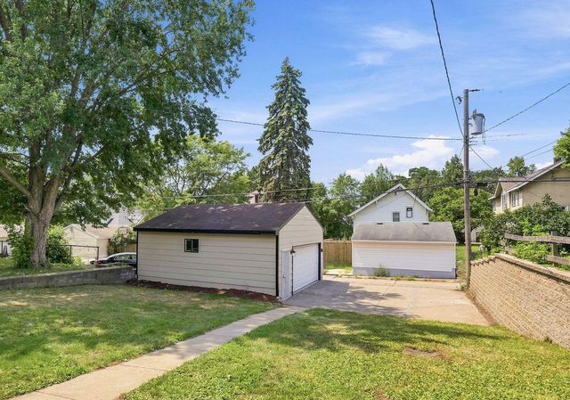 2318 Buchanan Street NE, Minneapolis, MN 55418
