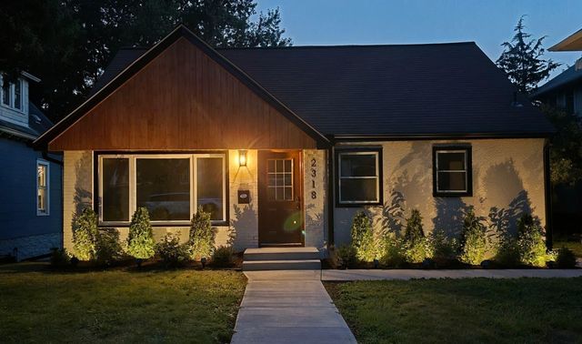 2318 Buchanan Street NE, Minneapolis, MN 55418