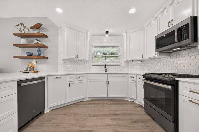 1411 Bittersweet Court, Richmond, TX 77406