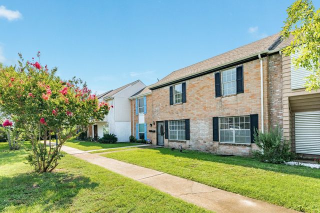 1920 Back Bay Drive, Galveston, TX 77551