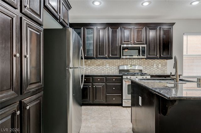 964 Wagner Valley Street, Henderson, NV 89052