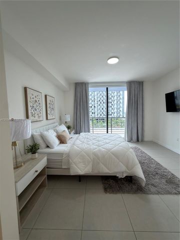 5350 NW 84th Ave 606, Doral, FL 33166
