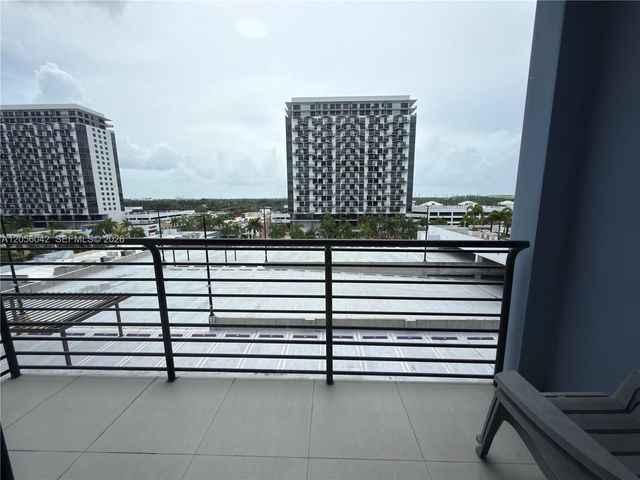 5350 NW 84th Ave 606, Doral, FL 33166