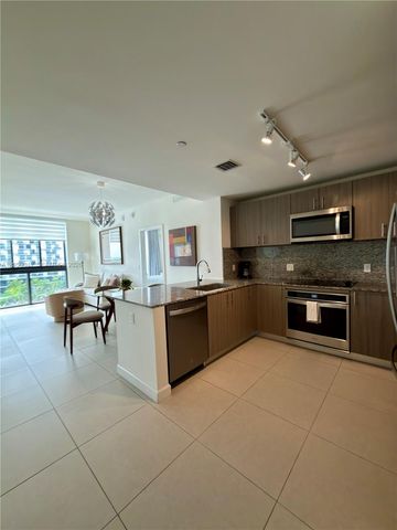 5350 NW 84th Ave 606, Doral, FL 33166