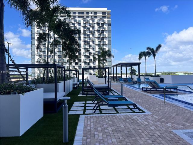 5350 NW 84th Ave 606, Doral, FL 33166