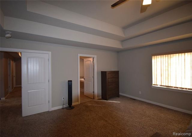 55752 Timbers Edge Drive, Utica, MI 48316