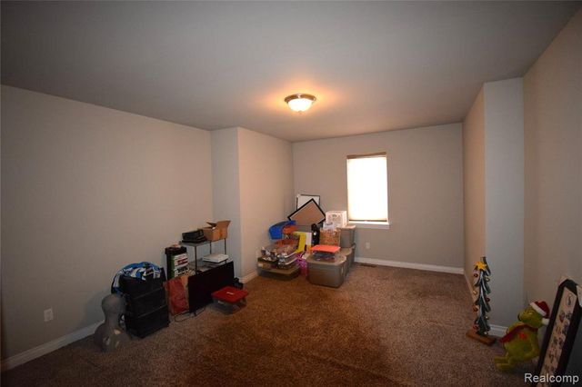 55752 Timbers Edge Drive, Utica, MI 48316