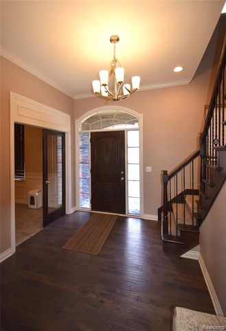 55752 Timbers Edge Drive, Utica, MI 48316