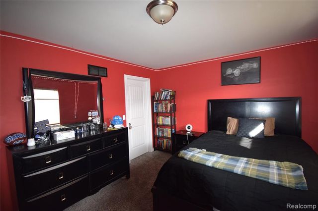 55752 Timbers Edge Drive, Utica, MI 48316