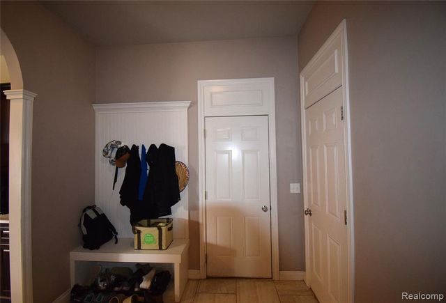55752 Timbers Edge Drive, Utica, MI 48316
