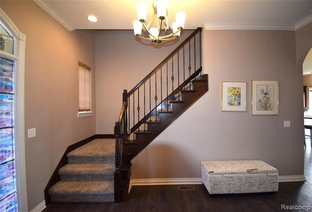 55752 Timbers Edge Drive, Utica, MI 48316