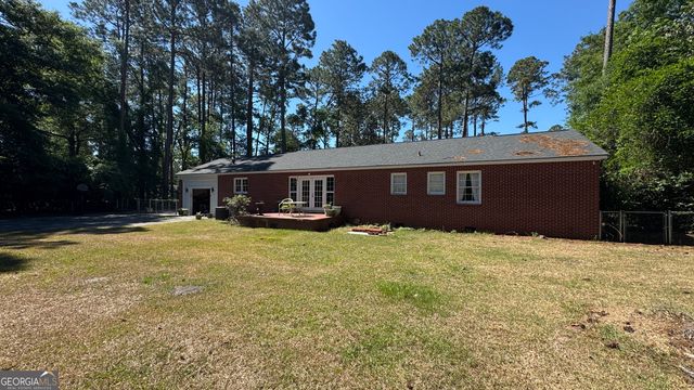 118 Woodlawn Drive, Statesboro, GA 30458