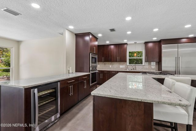 1877 CHRISTOPHER POINT Road S, Jacksonville, FL 32217