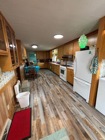 2025 Lusher Avenue, Elkhart, IN 46517