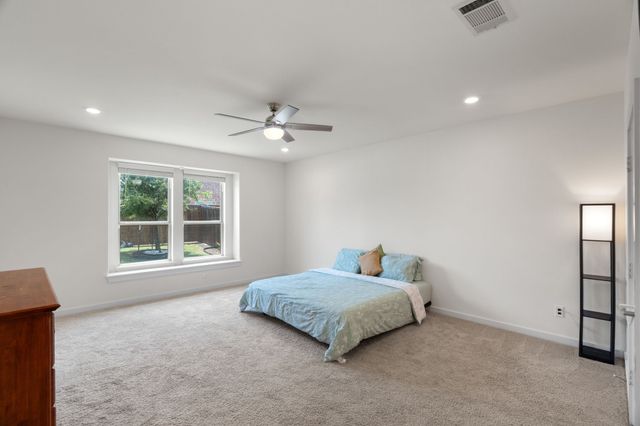 1833 Sebright Trail, Fort Worth, TX 76052