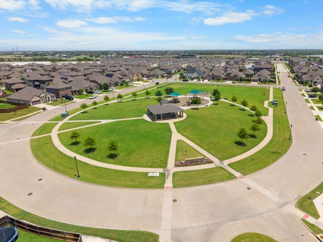 1833 Sebright Trail, Fort Worth, TX 76052
