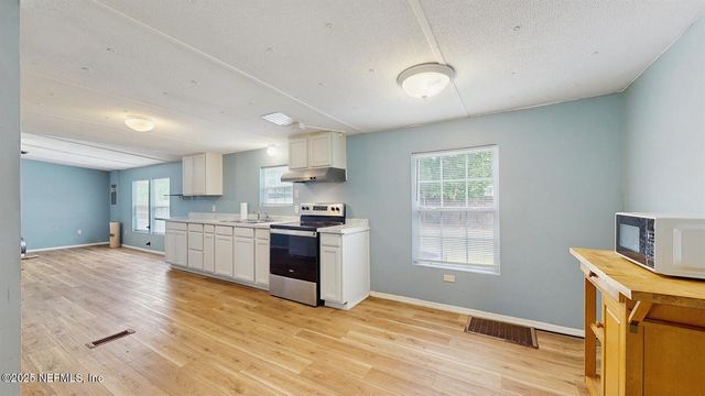 2031 GLEN GARDNER Drive, Jacksonville, FL 32246