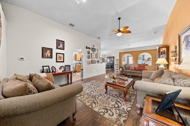 895 VANDERBILT DRIVE, Eustis, FL 32726