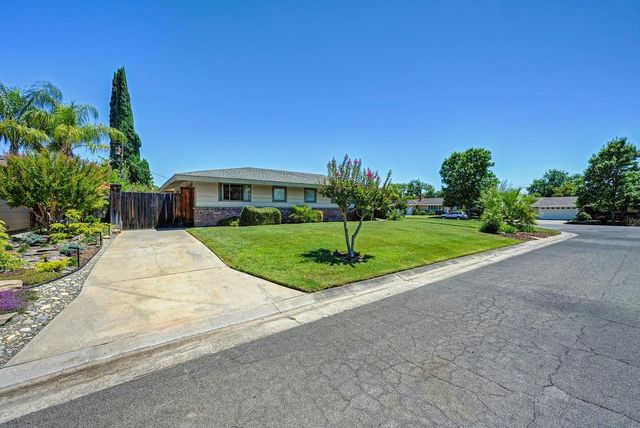 2800 Ashbourne Dr, Sacramento, CA 95821