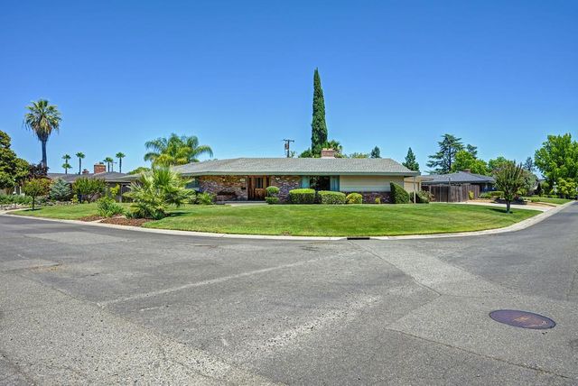 2800 Ashbourne Dr, Sacramento, CA 95821