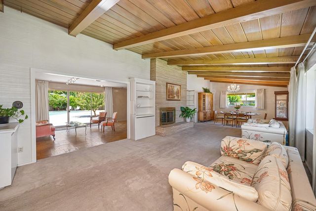 2800 Ashbourne Dr, Sacramento, CA 95821