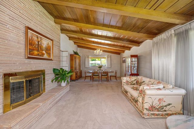 2800 Ashbourne Dr, Sacramento, CA 95821