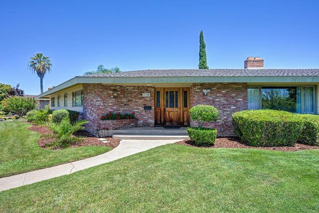2800 Ashbourne Dr, Sacramento, CA 95821