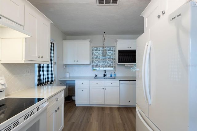314 4TH AVENUE SW, Ruskin, FL 33570