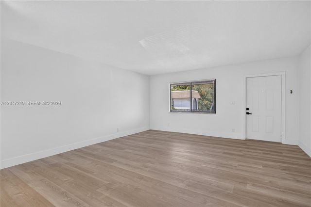 615 NE 26th Street 7, Wilton Manors, FL 33305