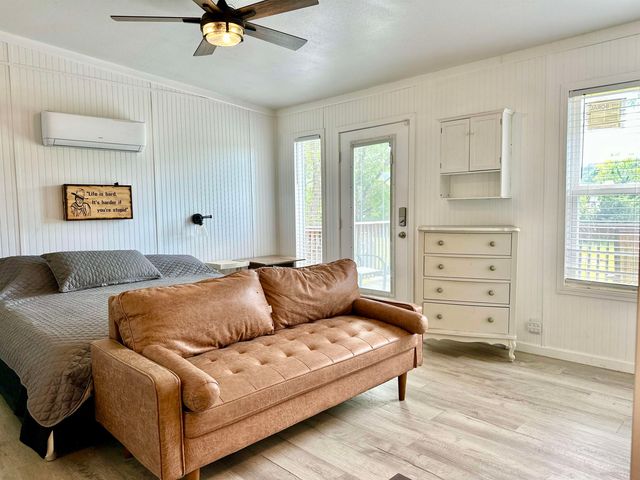 96 Pine Hollow, Hardy, AR 72542