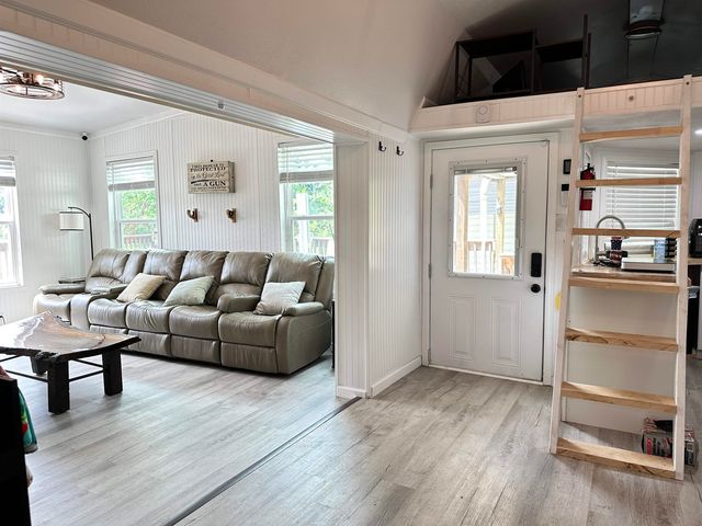 96 Pine Hollow, Hardy, AR 72542