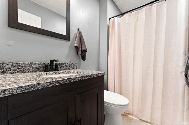 2190 Crocus Street, Portage, IN 46368