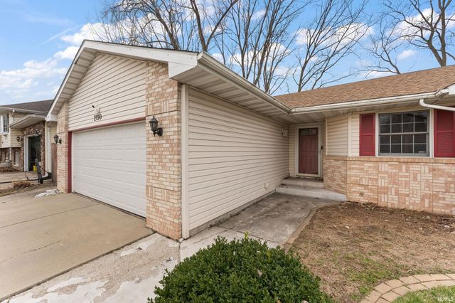 2190 Crocus Street, Portage, IN 46368