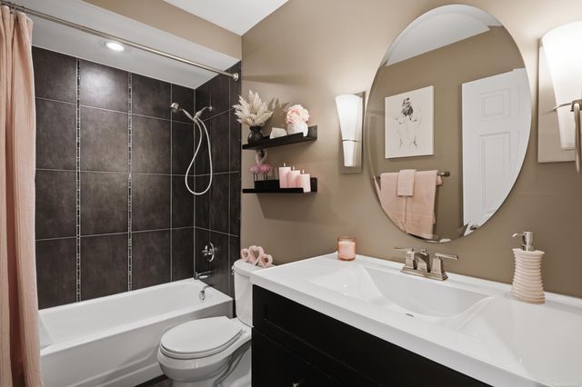 2661 W South Boulevard, Troy, MI 48098