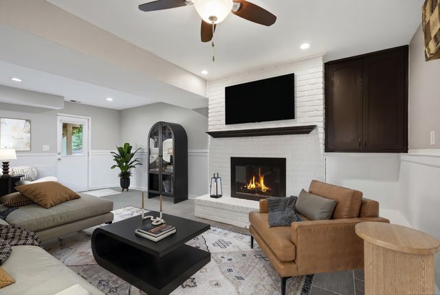 2661 W South Boulevard, Troy, MI 48098