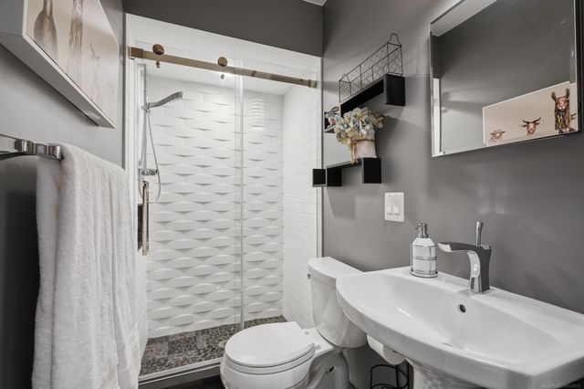 2661 W South Boulevard, Troy, MI 48098