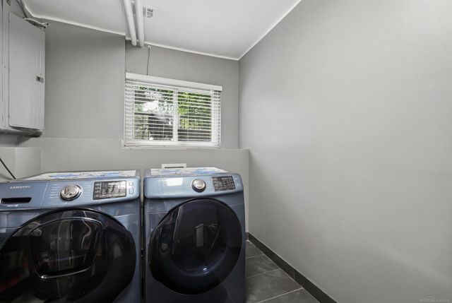 2661 W South Boulevard, Troy, MI 48098
