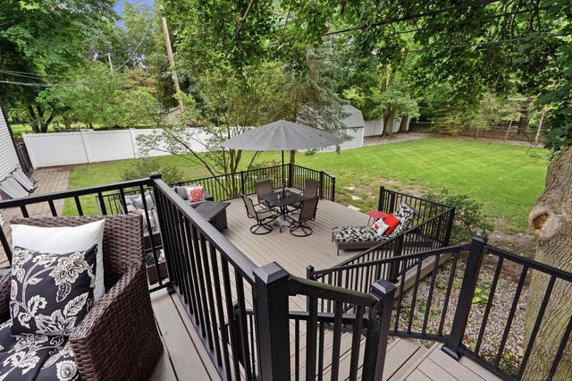 2661 W South Boulevard, Troy, MI 48098
