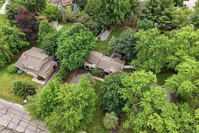 2661 W South Boulevard, Troy, MI 48098