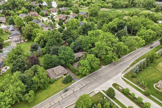 2661 W South Boulevard, Troy, MI 48098