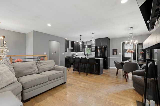 2661 W South Boulevard, Troy, MI 48098