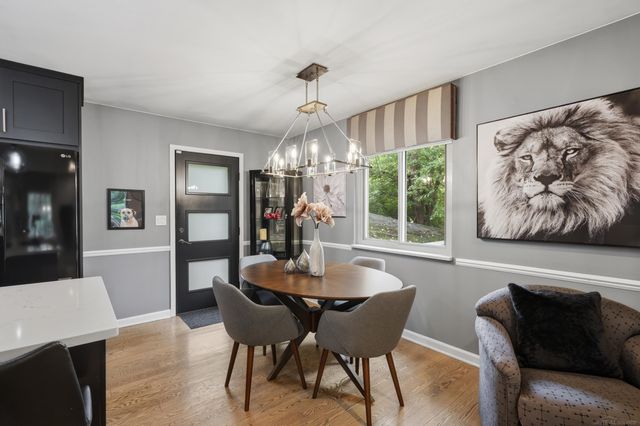 2661 W South Boulevard, Troy, MI 48098