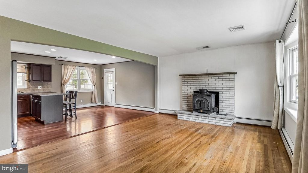 32 HOLLAND DR, Chalfont, PA 18914 — photo 3