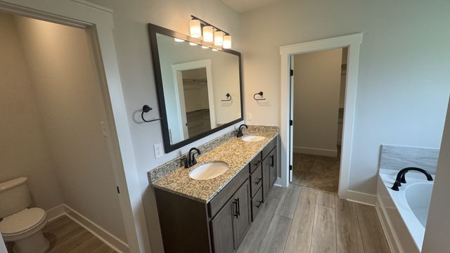 8663 Turnbull Dr, Pleasant View, TN 37146