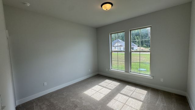 8663 Turnbull Dr, Pleasant View, TN 37146