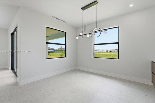 321 NE 15th Terrace, Cape Coral, FL 33909