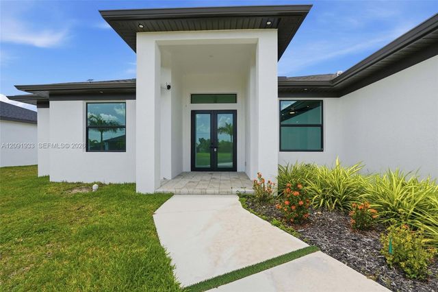 321 NE 15th Terrace, Cape Coral, FL 33909
