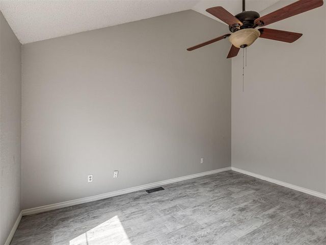 516 Winston Drive, Norman, OK 73072